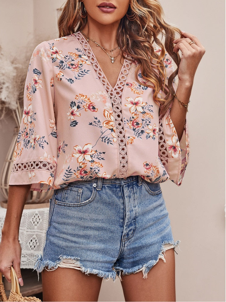 Embroidered Trim Floral Blouse